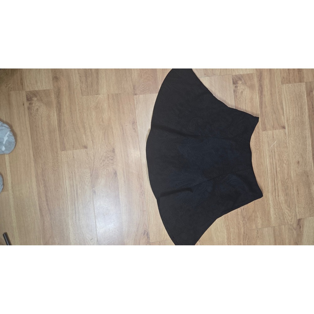 Very J Black Paisley Jacquard Skater Mini Skirt Size M High Waisted Flared
